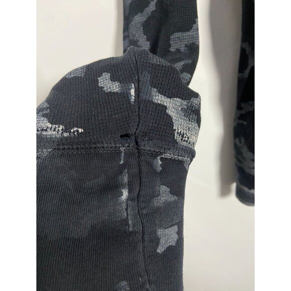 American Fighter Men's 1974 Premium Athletics Long Sleeve Shirt Camo print sz XL - Picture 9 of 16